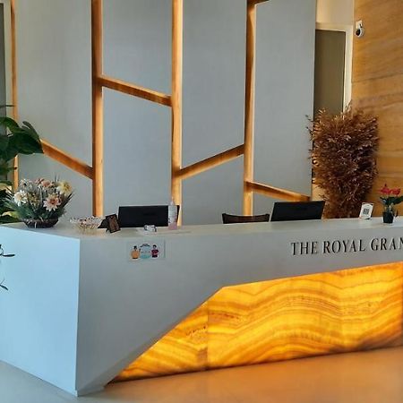 فندق The Royal Grand Karūr المظهر الخارجي الصورة