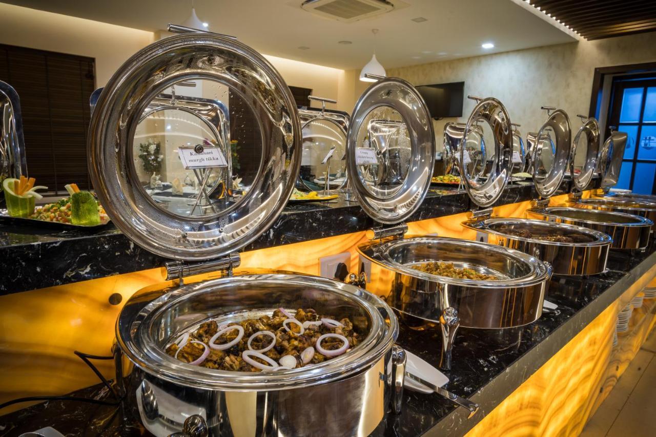 فندق The Royal Grand Karūr المظهر الخارجي الصورة